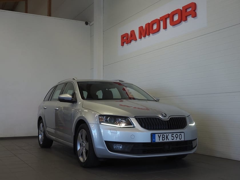 Bild 1 av Škoda Octavia Kombi Skoda 1.4 TSI 150hk Style Dragkrok P-Värm P-Sensorer