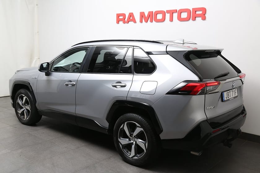 Bild 4 av Toyota RAV4 Laddhybrid Plug-in Hybrid E-CVT X-Edition AWD Extraljus Drag
