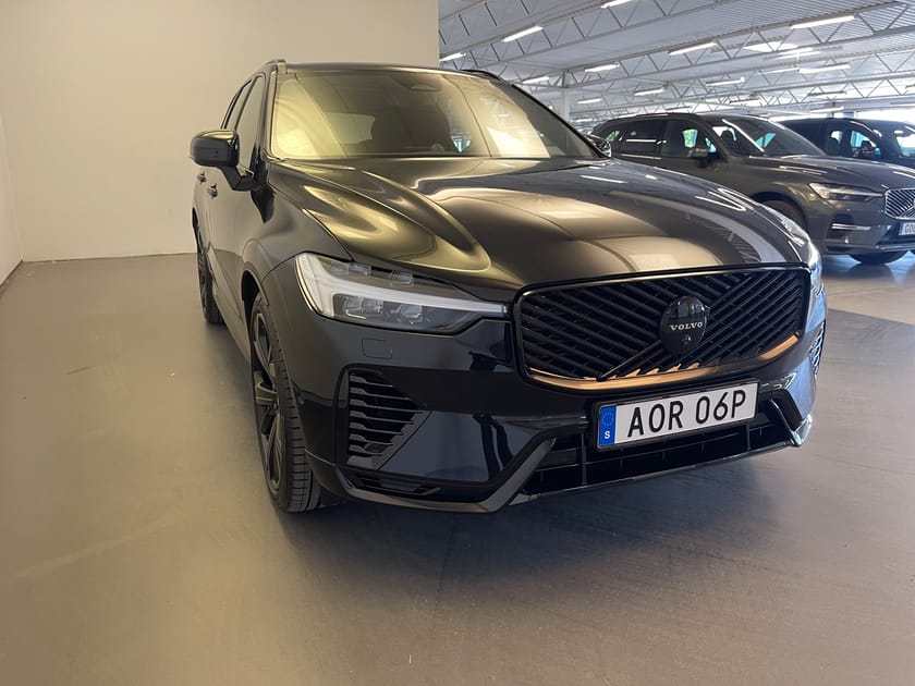 Bild 5 av Volvo XC60 T8 Plus Black Nordic Edition/ Navigation/ Panoramatak/ Massage stol/ Bower & Wilkins/ 10.000kr Tillbehör/