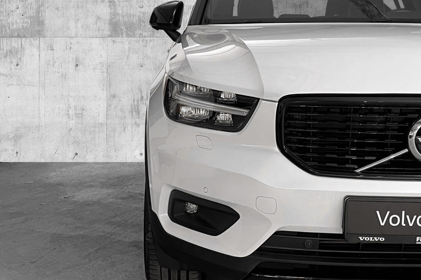 Bilde 2 av Volvo XC40 D4 AWD R-Design PANO|360|NAVI|20"