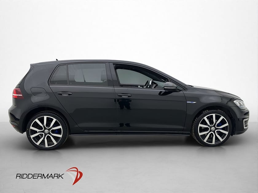Bild 4 av Volkswagen Golf GTE 1.4 TSI 204hk CarPlay Navi P-sensorer