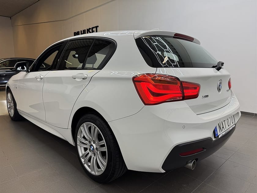 Bild 4 av BMW 118d xDrive 118 150hk M Sport M-värmare/Rattvärme/Nyservad