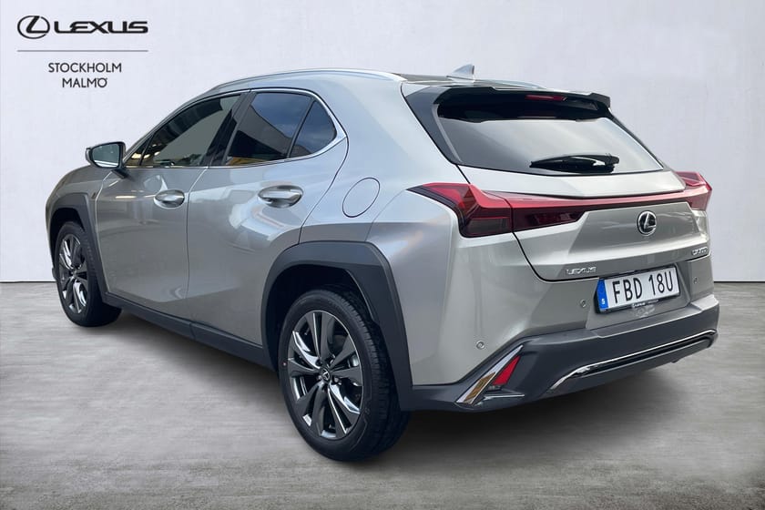 Bild 2 av Lexus UX 300h
