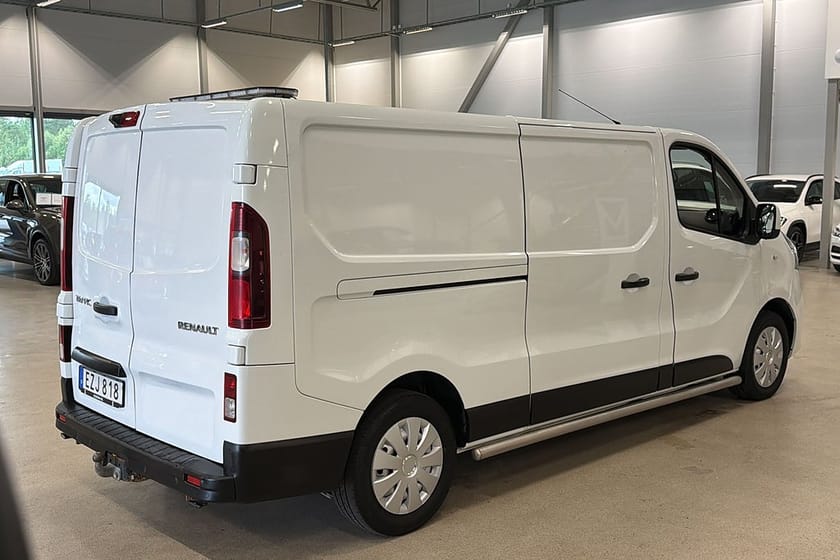 Bild 5 av Renault Trafic Skåpbil 1.6 dCi 140hk Lång Dragkrok Sidesteps DVärmare B-kamera