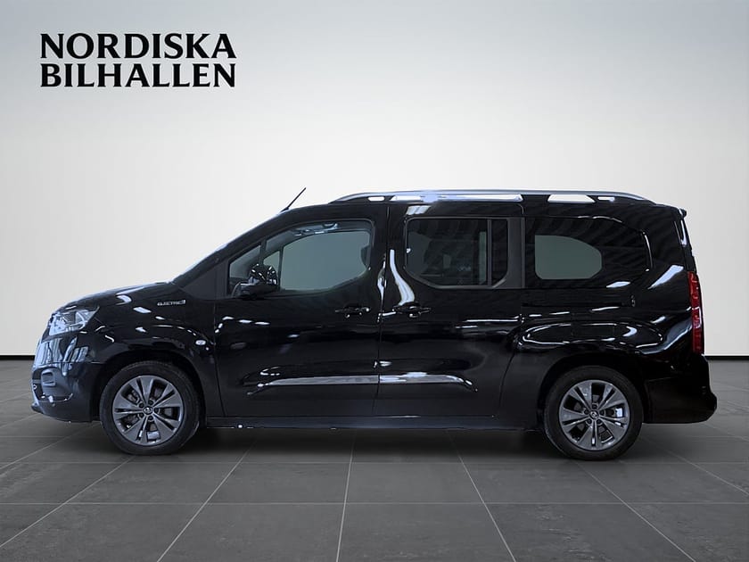 Bild 4 av Toyota ProAce City Verso Electric 50 kWh 7-Sits Kamera HUD Apple Car