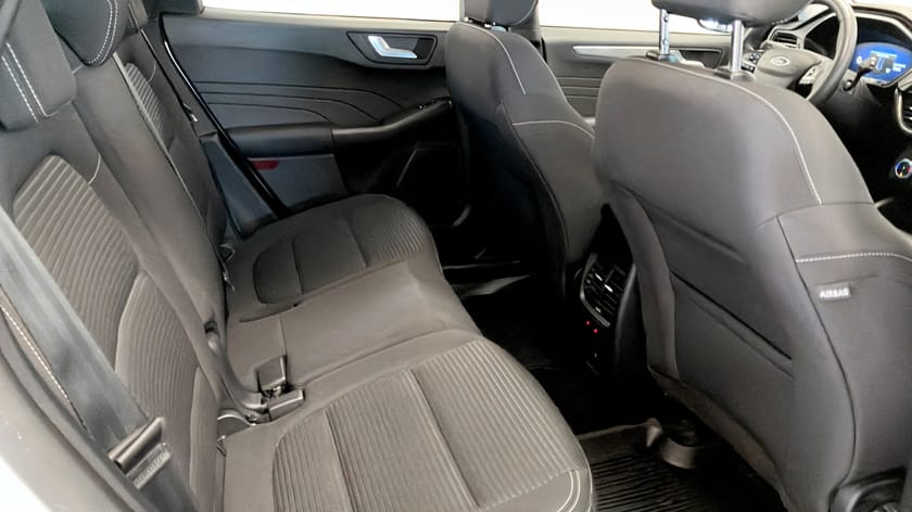 Bild 5 av Ford Kuga Plug-In Hybrid Titanium E-CVT 225hk