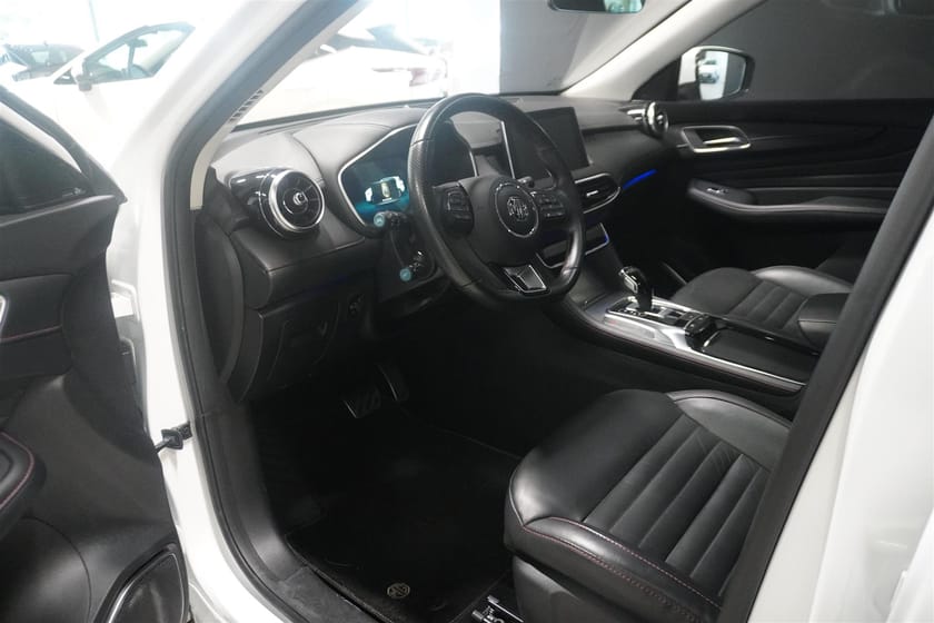 Bild 2 av MG EHS PHEV