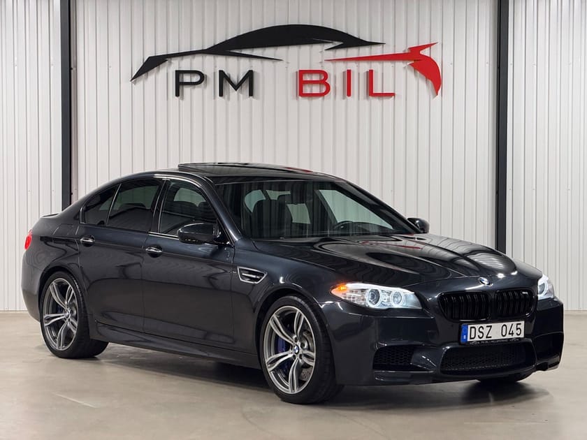 Bild 2 av BMW M5 DCT 560hk / Låga mil / Fin historik / Mycket fint skick