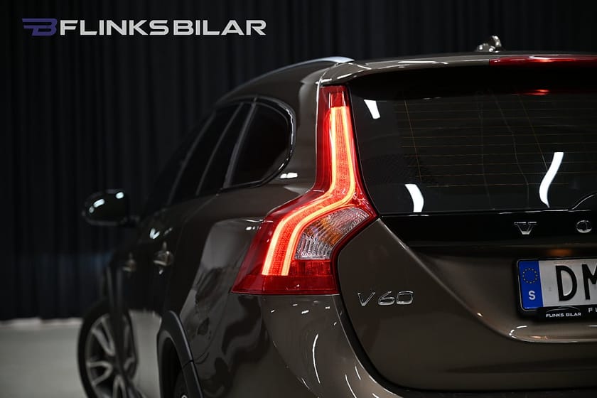 Bild 5 av Volvo V60 Cross Country D3 150HK BusinessAdv|Summum|Drag|H/K|Backkamera|SeUtr!!