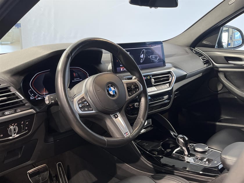 Bild 3 av BMW X4 xDrive20d M-Sport Navi Värmare Fartpilot H K Drag Backkamera
