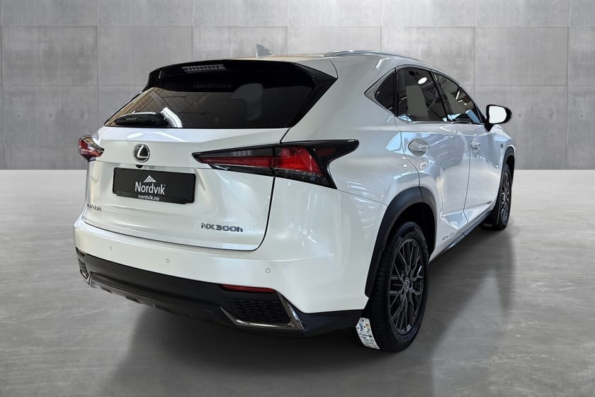 Bilde 5 av Lexus NX 300h AWD