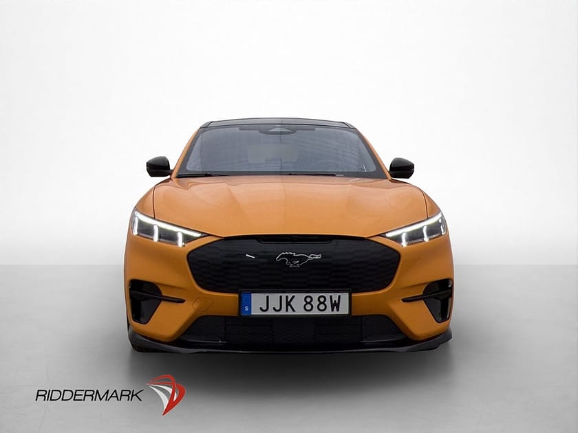 Bild 3 av Ford Mustang Mach-E GT 487hk 4WD Navi Kamera Pano Halvskinn