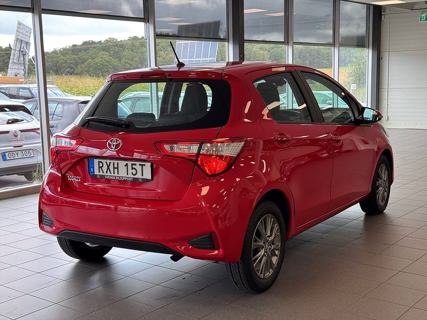 Bild 3 av Toyota Yaris 5-dörrar 1.5 VVT-iE Multidrive S Kamera Active