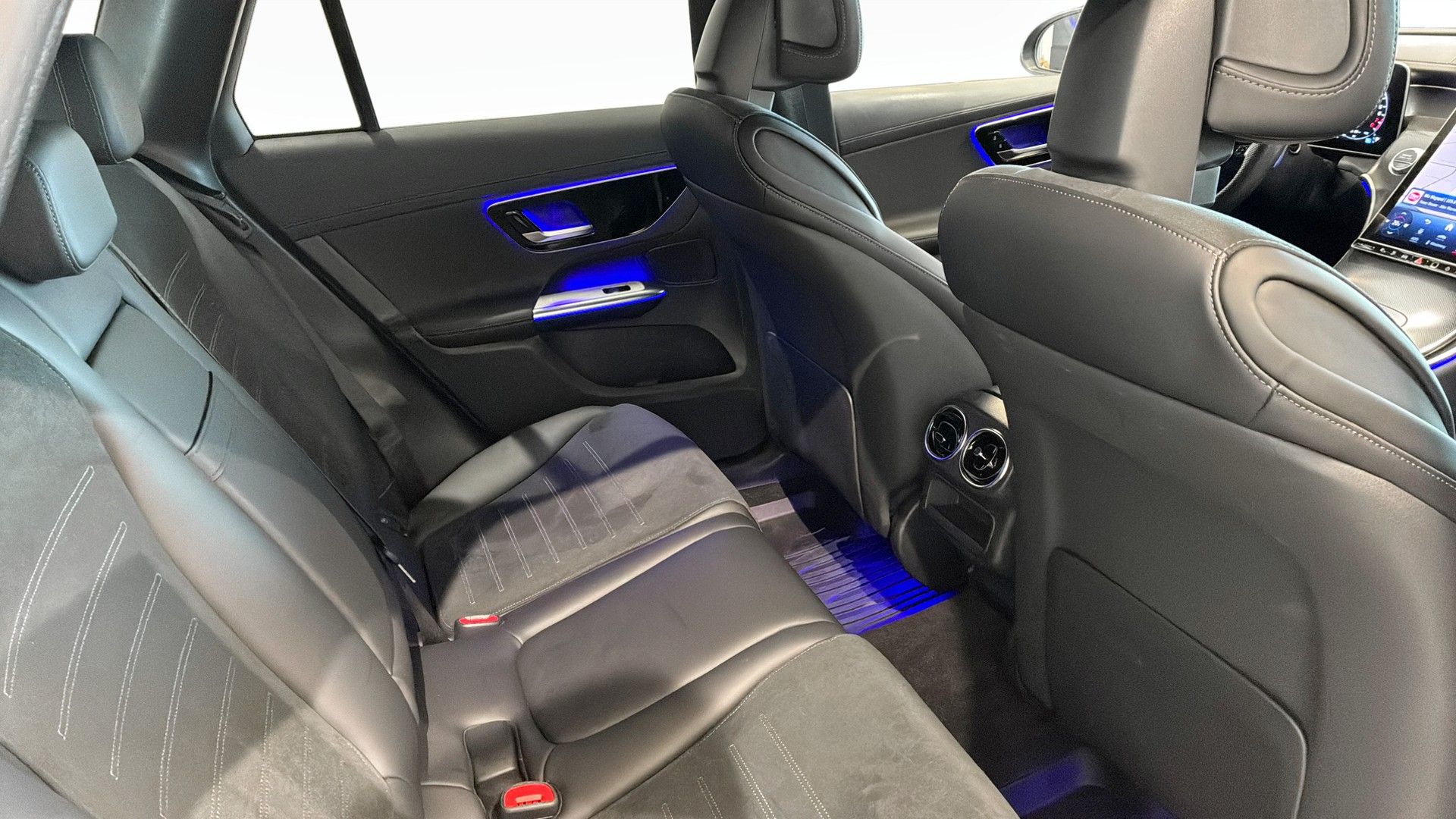 Mercedes-Benz GLC 2023, bild 5/10