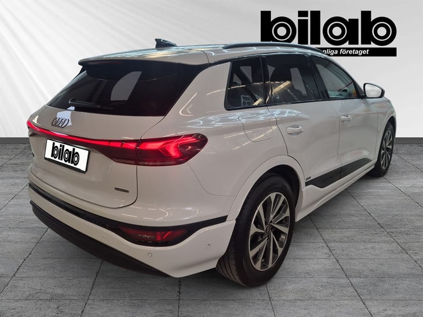 Bild 4 av Audi Q6 e-tron quattro SUV  285,00 KW