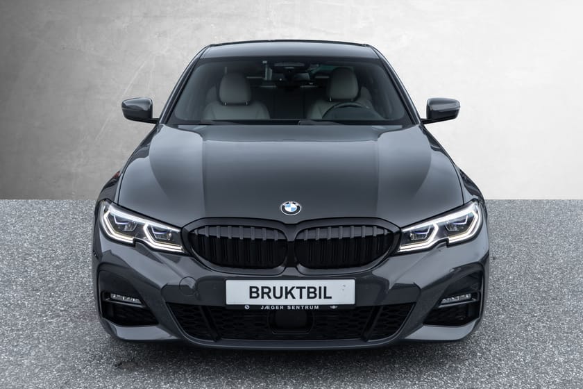Bilde 4 av BMW 330d xDrive Sedan M-Sport Krok Webasto A.Cruise H/K HUD