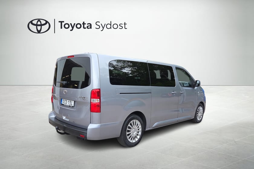 Bild 4 av Toyota Proace Verso 9 sits, dragkrok, p-sensor bak, automat
