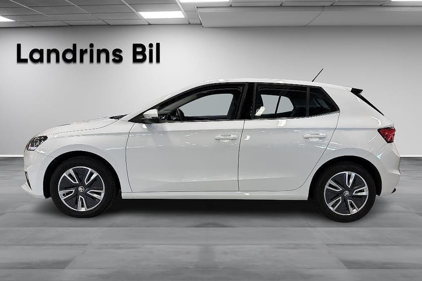 Bild 5 av Škoda Fabia Skoda 1.0 TSI AUT Comfort Style *V-hjul*Virtuell Cockpit*