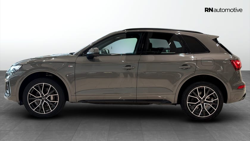 Bild 2 av Audi Q5 55 TFSI e quattro | S Line | | Shadowline |  PHEV |