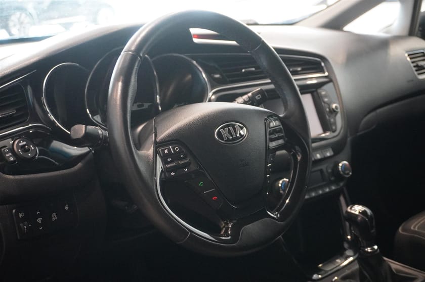 Bild 2 av Kia cee'd Cee´d 1,6 CRDi Eco Backkamera 136hk