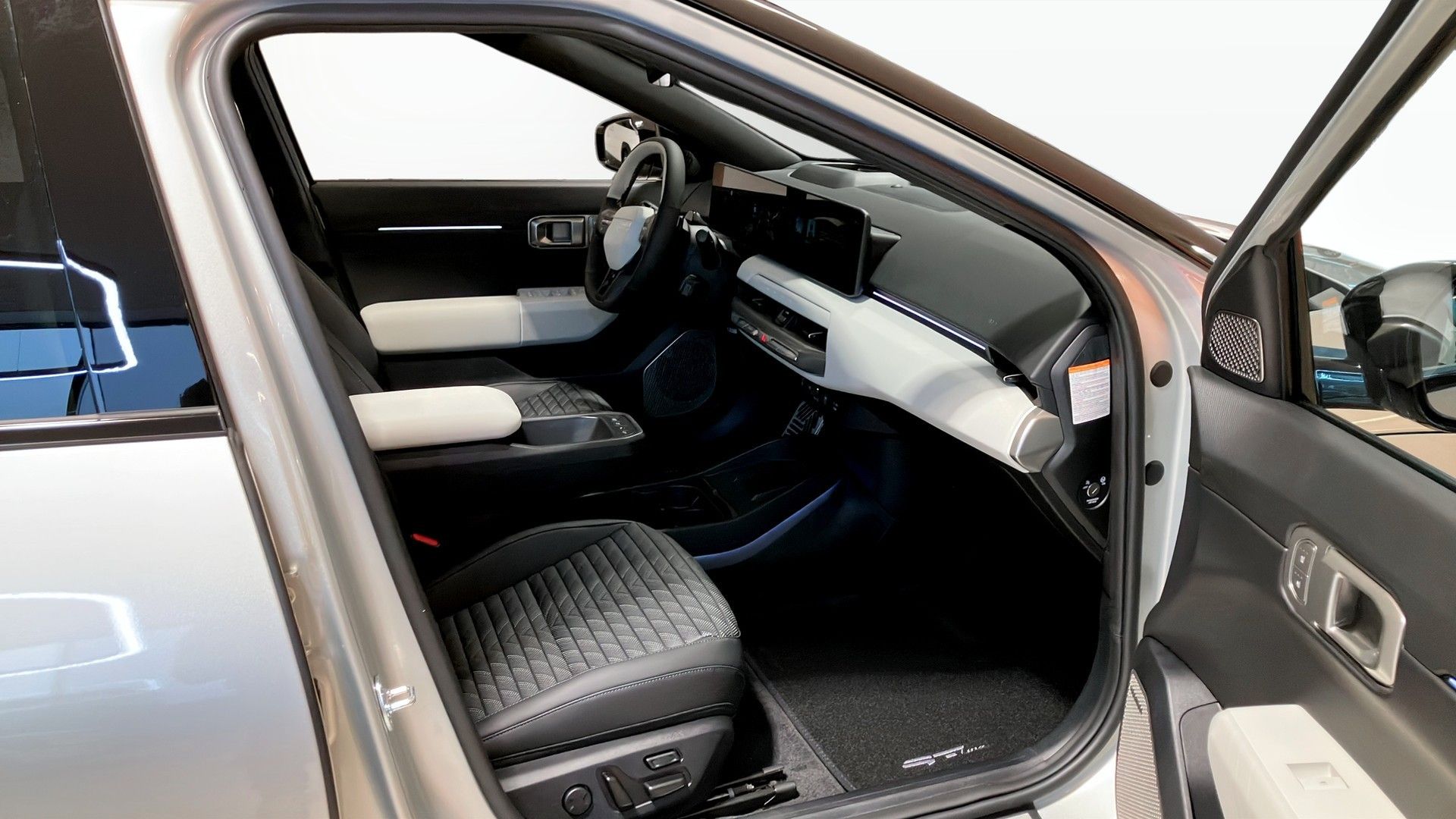 Kia EV4 FASTBACK GT LINE FWD LR 2026, bild 3/23
