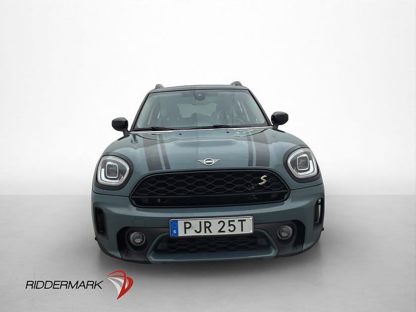Bild 2 av MINI Countryman Cooper SE ALL4 220hk Experience Cockpit Navi Skinn