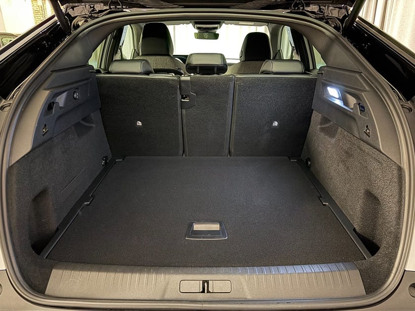 Bild 4 av Peugeot 3008 Hybrid 145 GT AUT Inkl. Vinterhjul