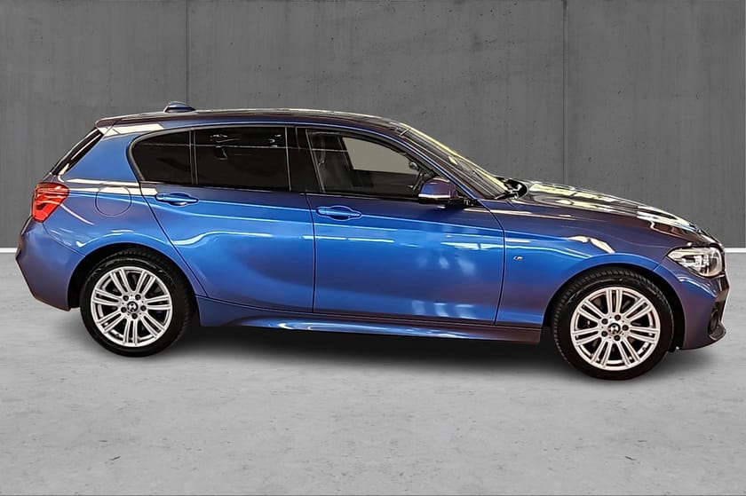 Bilde 4 av BMW 118d xDrive 5-dørs 150HK Manuell Facelift M-sport, Navi, LED