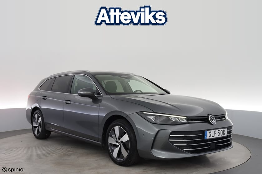 Bild 1 av Volkswagen Passat Sportscombi eTSI DSG Keyless El-lucka Kamera Värm EDITION