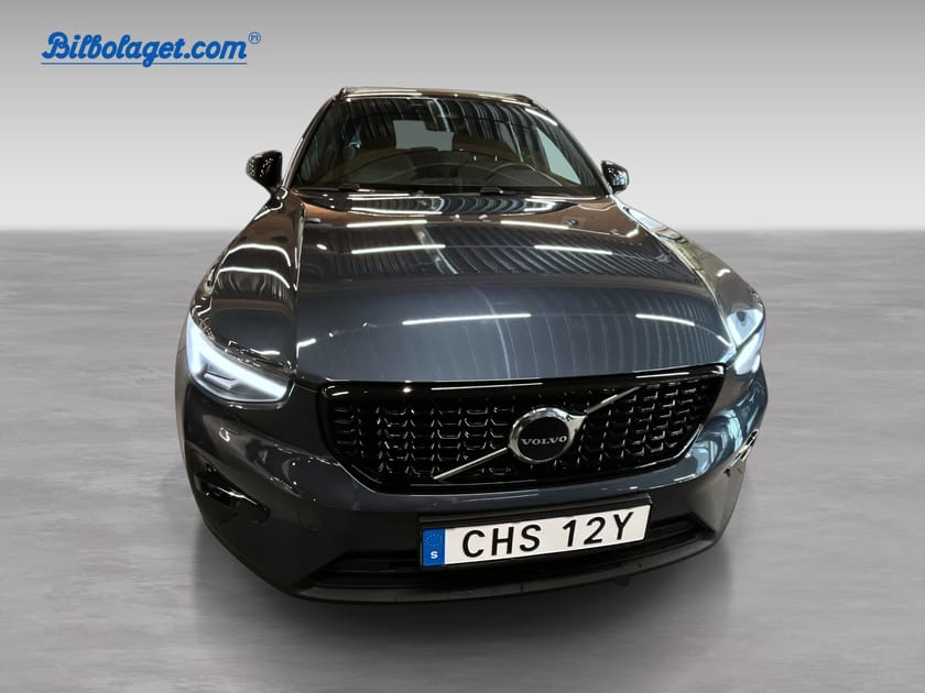 Bild 3 av Volvo XC40 B4 FWD Bensin Plus Dark