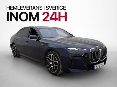 BMW i7 xDrive60 M Sport Innovation Executive B&W Sky MOMS