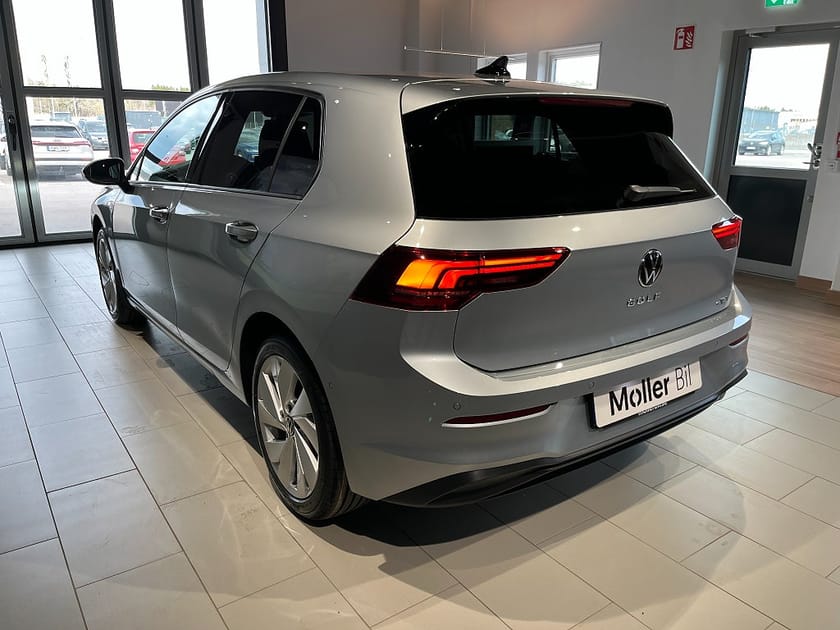 Bild 5 av Volkswagen Golf Edition, 150hk, Automat - Leasa fr: 3495kr ink. service