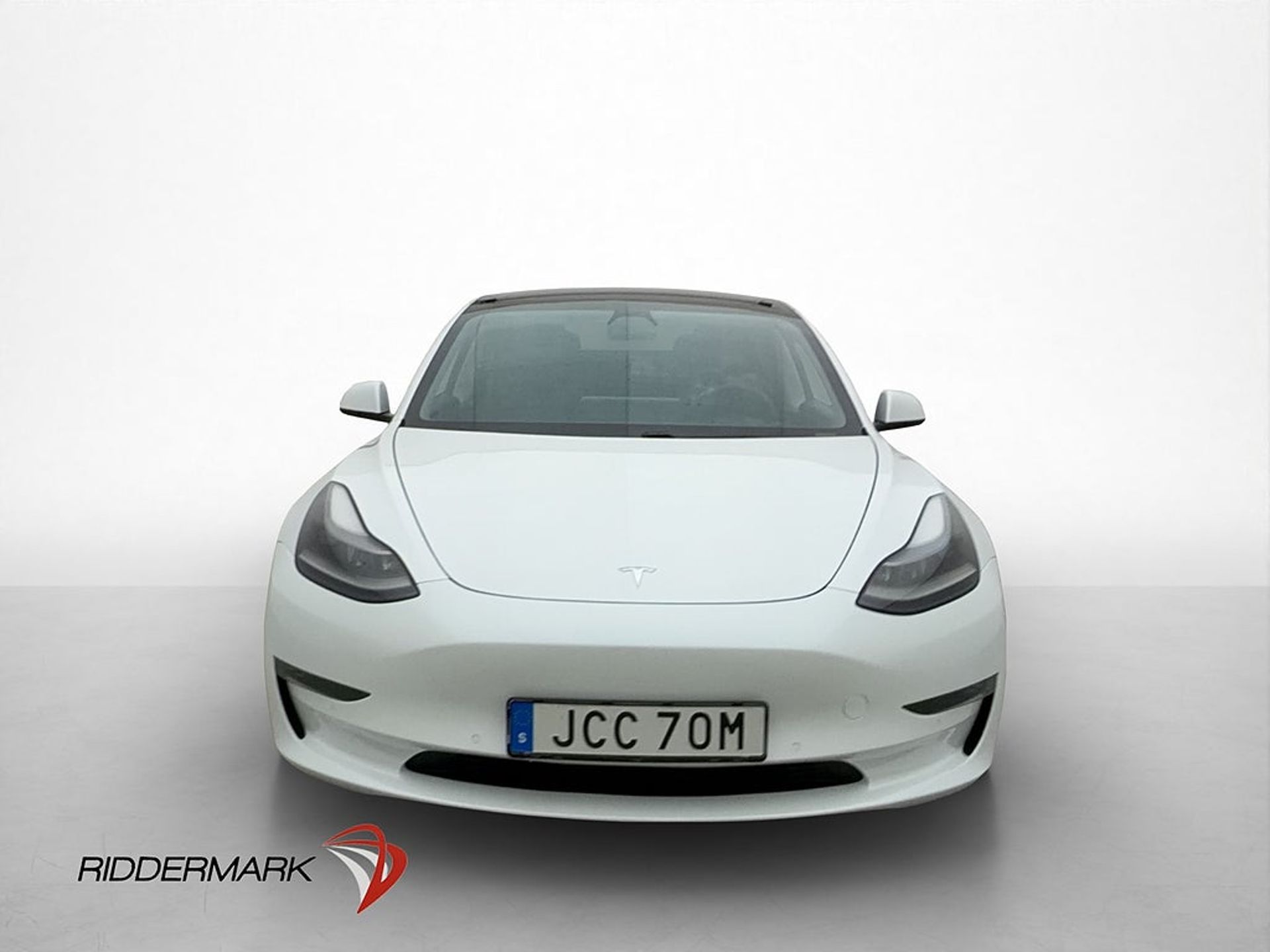 Tesla Model 3 2021, kuva 3/10