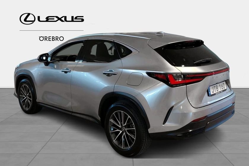 Bild 4 av Lexus NX 450h+ Business Plus inklusive vinterhjul