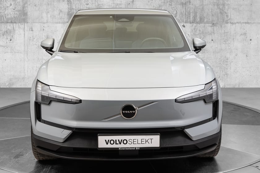 Bilde 4 av Volvo EX30 Single Motor Core Ryggekamera/Google/Cruise