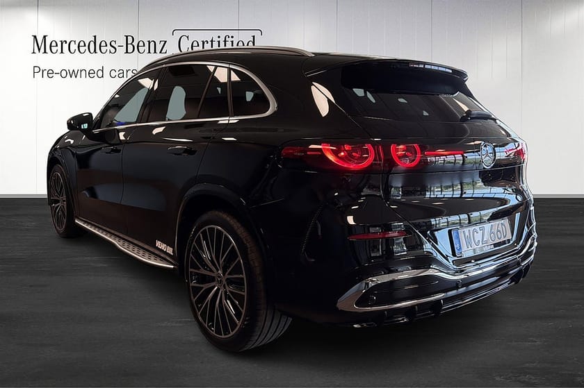 Bild 4 av Mercedes-Benz GLC EQ 400 4MATIC AMG HYPERSCREEN Burmester Digital Light