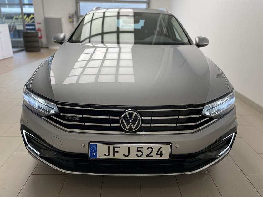 Bild 2 av Volkswagen Passat Sportscombi GTE 1.4 TSI Plug-In-Hybrid 218 hk DSG|B-Kamera|Dra
