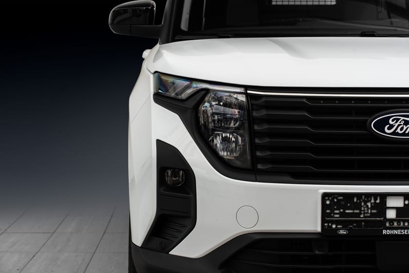 Bilde 4 av Ford Transit Courier Limited//Krok//LED