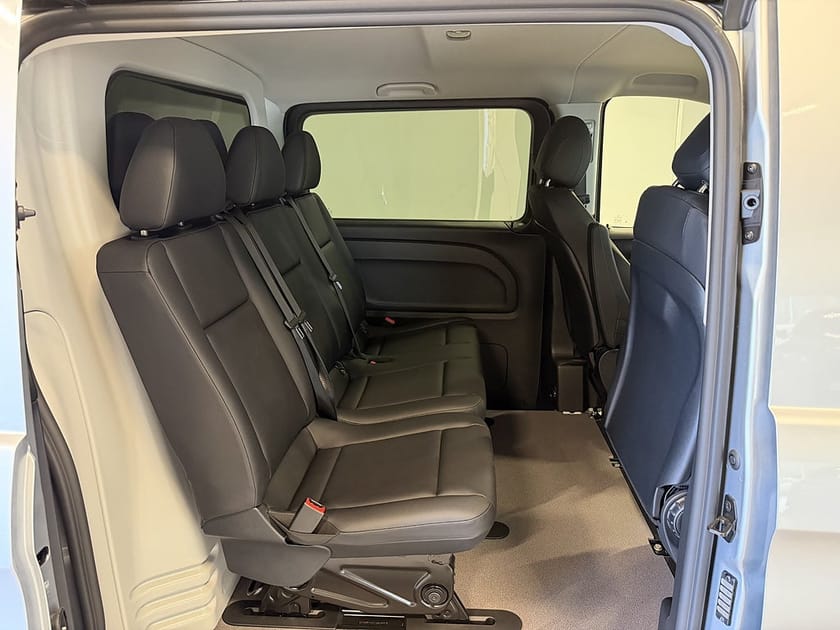 Bild 5 av Mercedes-Benz Vito Mixto 119 CDI 4x4 3.0t