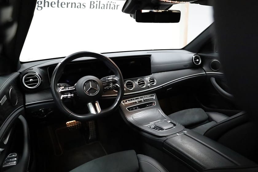 Bild 3 av Mercedes-Benz E 300 T de AMG Line SE Edition Drag Förarassitentsystem