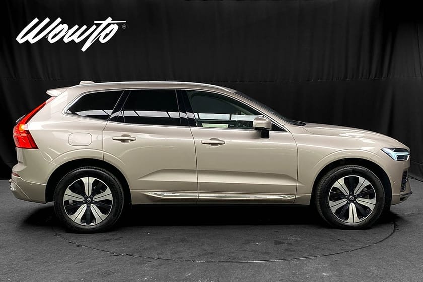 Bild 3 av Volvo XC60 Recharge T6 AWD 350HK Core Edt /Pano /Drag /Moms