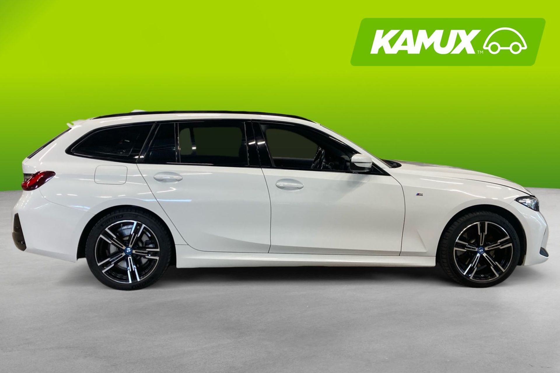 BMW 330 2024, kuva 2/10