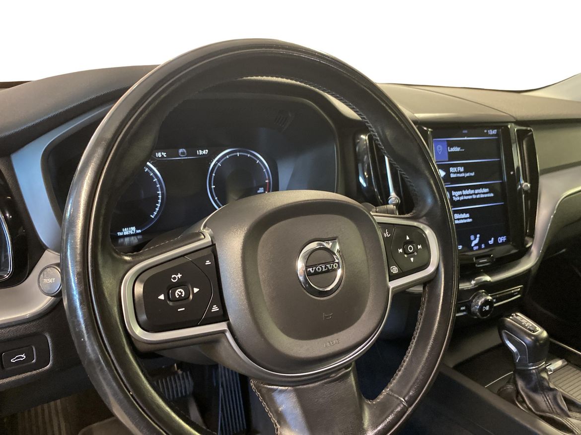 Volvo XC60 2019 - miniatyr 9