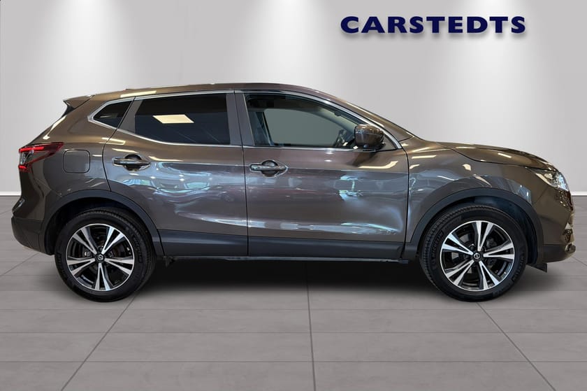Bild 2 av Nissan Qashqai 1.3 DIG-T 158hk N-Connecta 360° Drag M-Värm