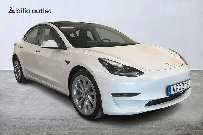 Bild 2 av Tesla Model 3 Long Range AWD Autopilot Panoramaglas MOMS B-kamera