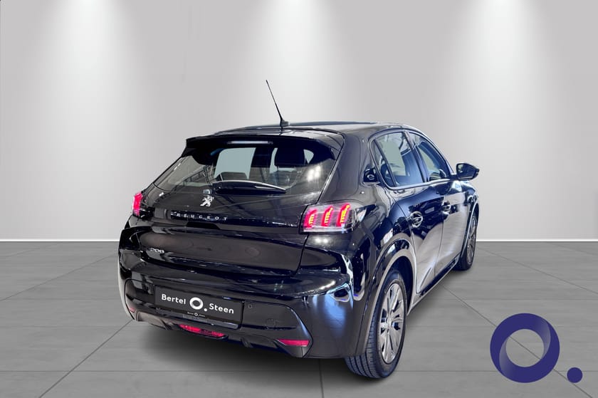 Bilde 5 av Peugeot e-208 Allure 136 hk / RYGGEKAMERA / ++ /