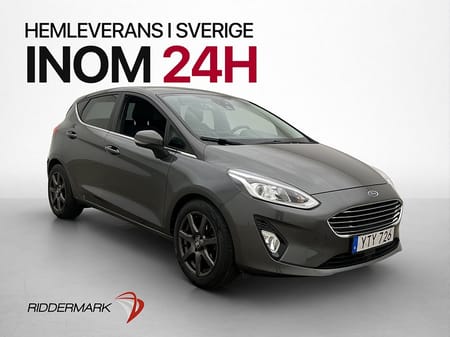 Ford Fiesta EcoBoost 100hk Titanium Panorama CarPlay Navi