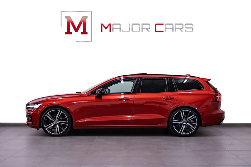 Bild 3 av Volvo V60 D4 R-Design Pano H/K 20" HuD 4-Zons 190hk
