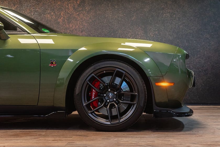 Bild 5 av Dodge Challenger R/T 6.4 V8 HEMI | Scatpack | Widebody | Harman Kardon