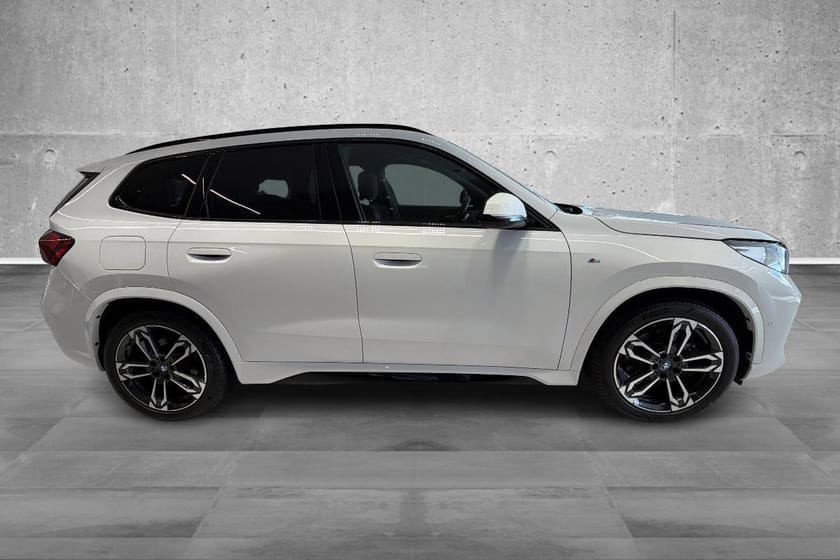 Bilde 4 av BMW iX1 xDrive30